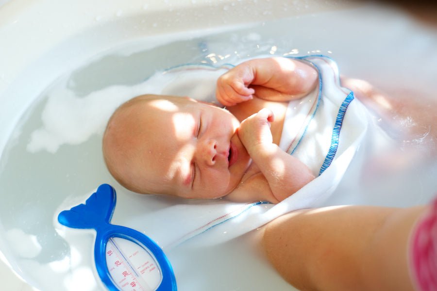 Fréquence de bain d'un nouveau né