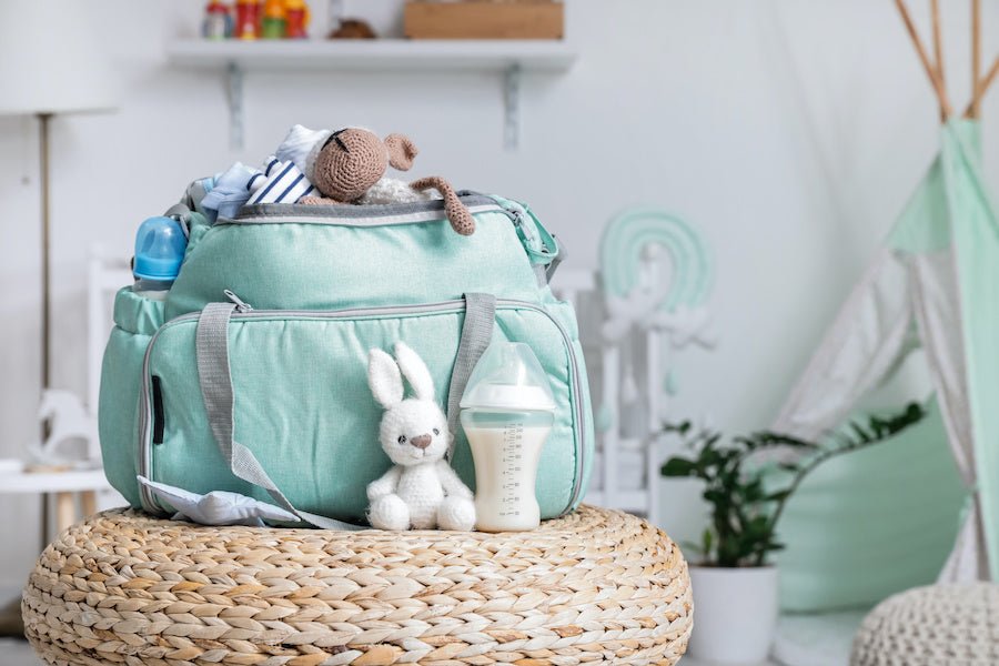 Que mettre dans le sac à langer pour une journée complète ?