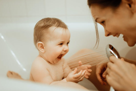 Quelle est la température idéale de l’eau pour le bain de bébé ?